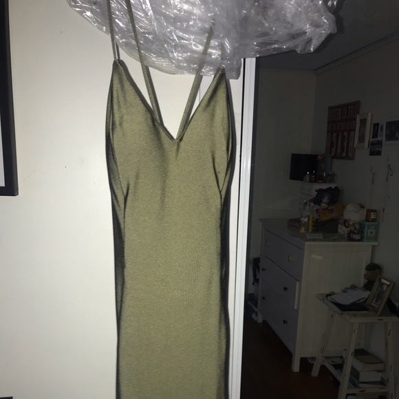 Olive green dress - Picture 3 of 4